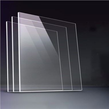 Helaian Plexiglass Jernih